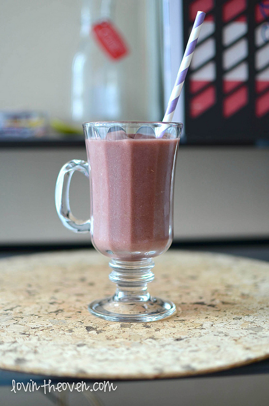 Acai Berry Smoothie - Lovin' From the Oven